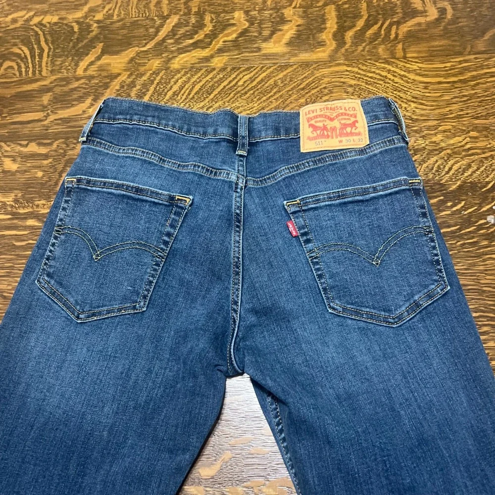 Levi 511 Slim Fit Jeans Mens W30 L32 Blue Medium Wash Denim